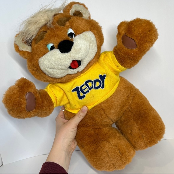 Vintage Zellers Canada Store Zeddy Teddy Bear Mascot Yellow Shirt 90s Plush Toy - Picture 3 of 16